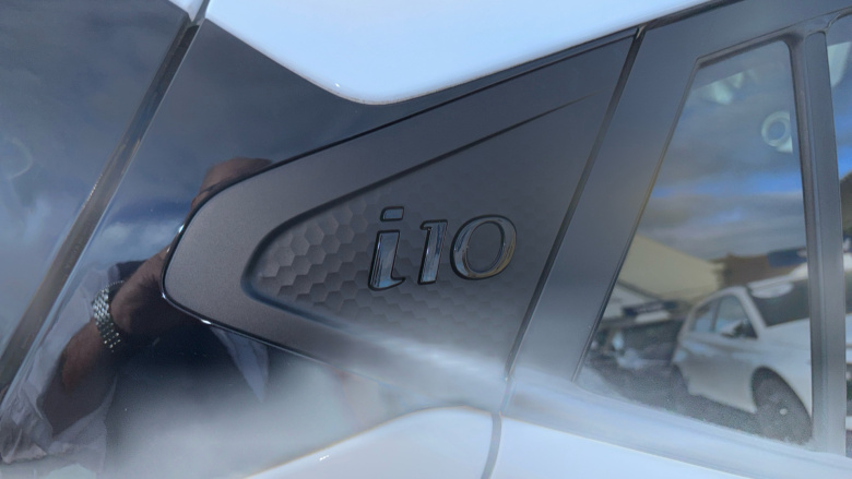 Hyundai i10 1.2 MPi Premium 5dr Auto Petrol Hatchback